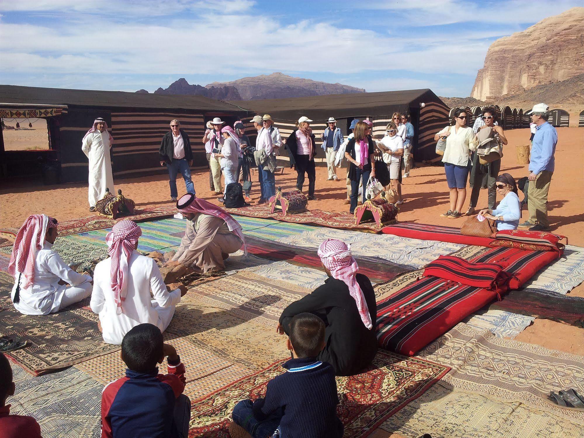 Wadi Rum Caravan Camp Экстерьер фото