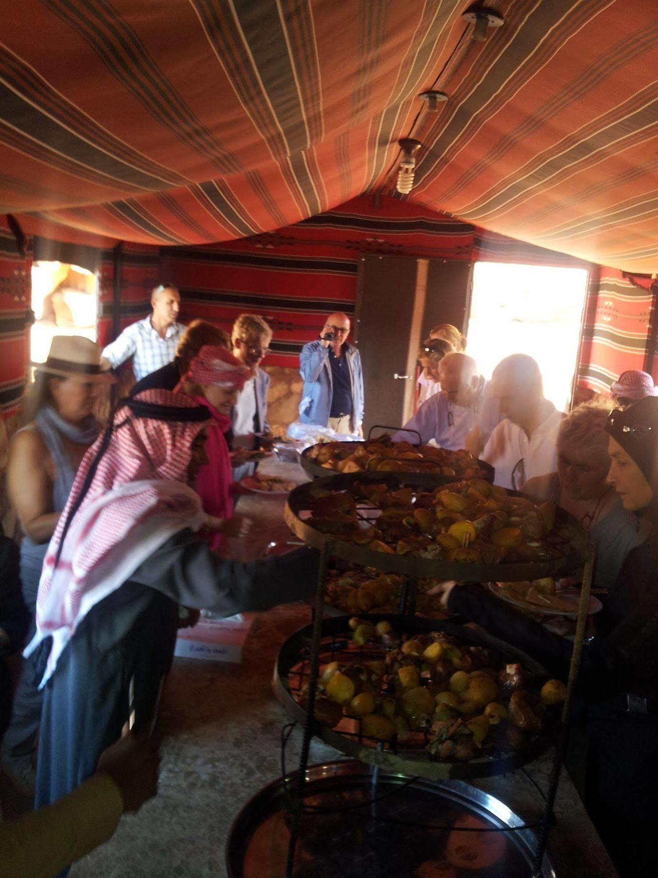 Wadi Rum Caravan Camp Экстерьер фото