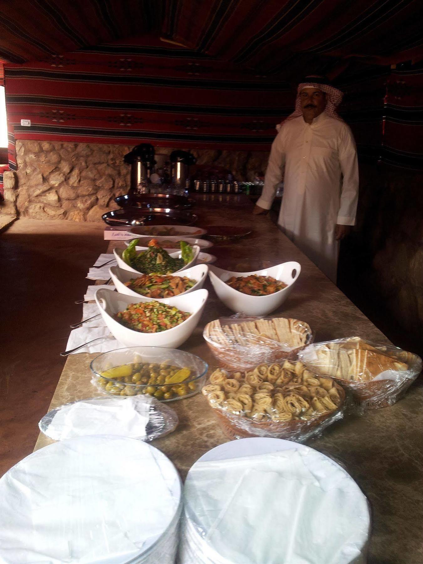 Wadi Rum Caravan Camp Экстерьер фото